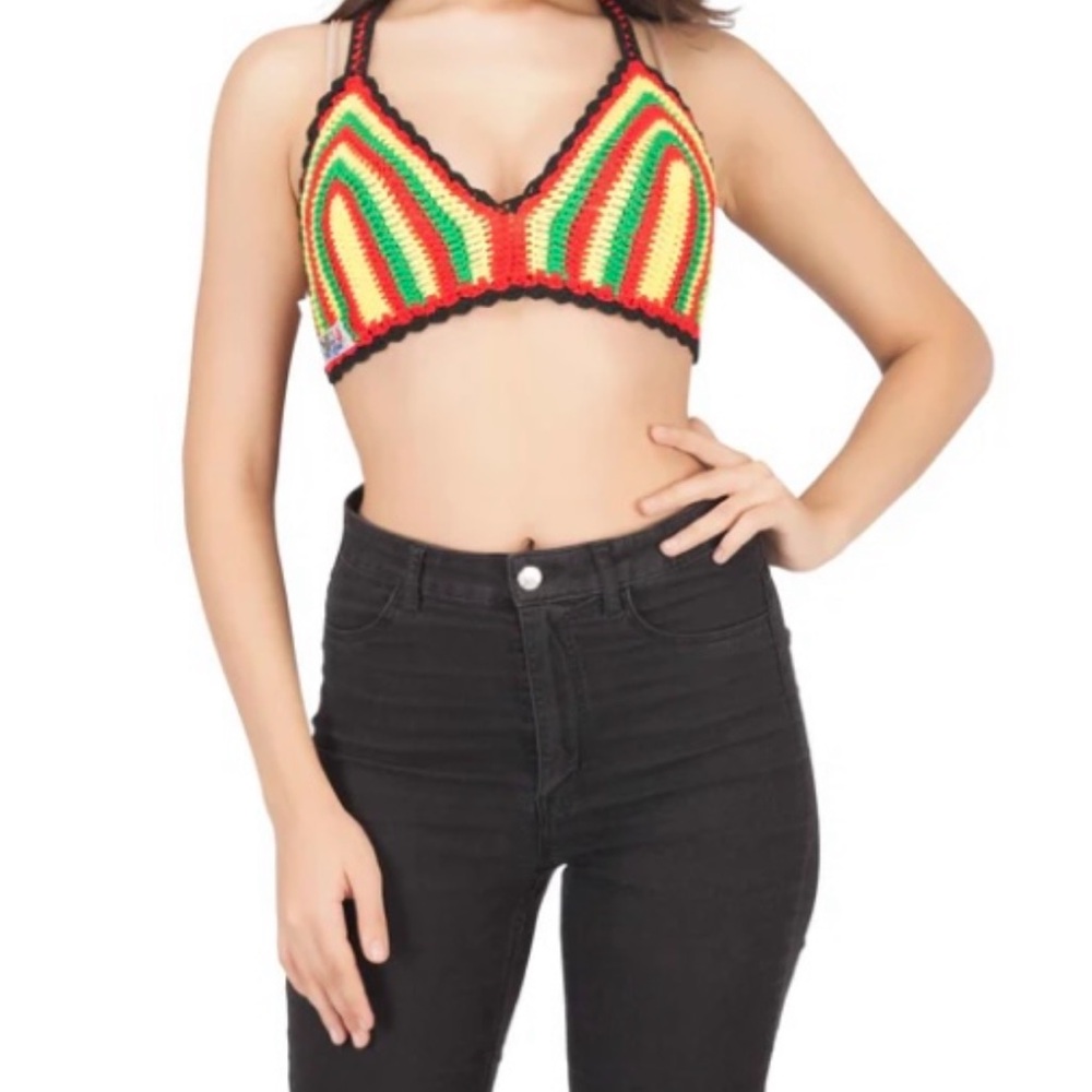 S/M  NWT. Colorful Crochet Halter Top.   BL/RD12